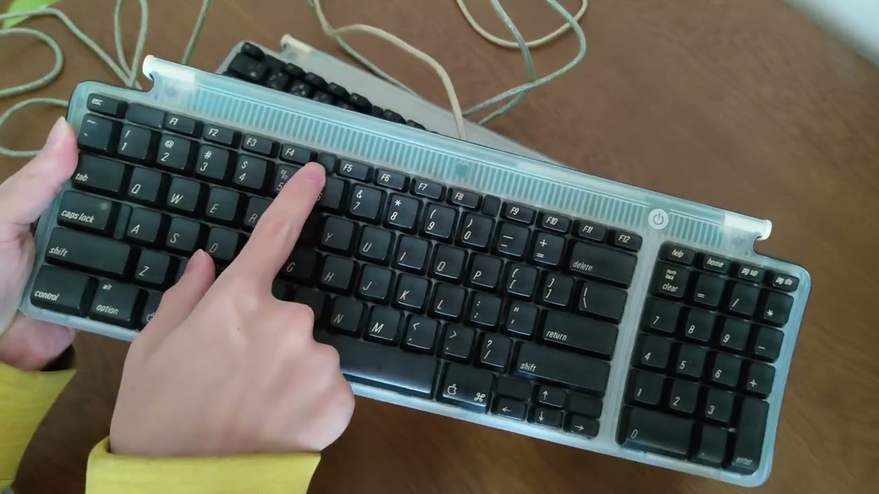 使っているiMac G3キーボードをしっかり紹介してみる。 - YouTube