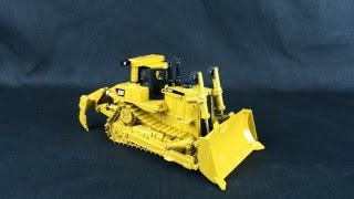 1/50 scale CAT D10T - updated - YouTube