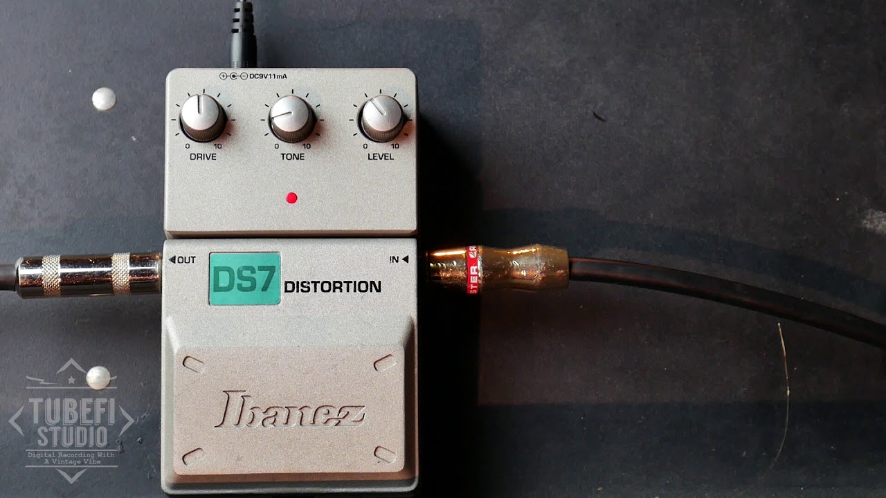 Ibanez DS7 Distortion Effects Pedal Demo - YouTube