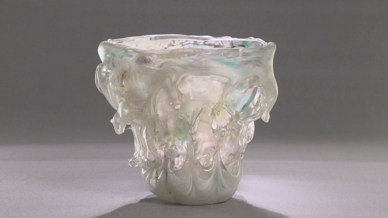 藤田喬平《虹彩》1964年 - 国立工芸館