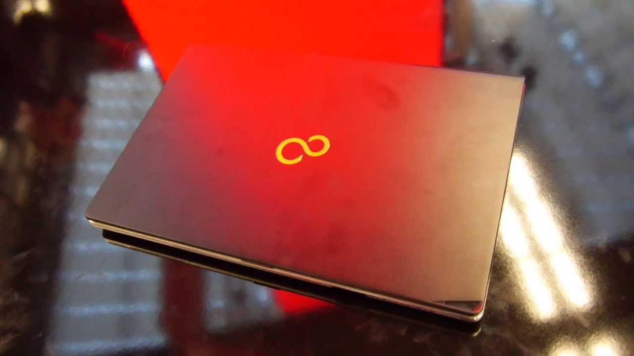 Fujitsu Lifebook S904 in a short Hands On - YouTube