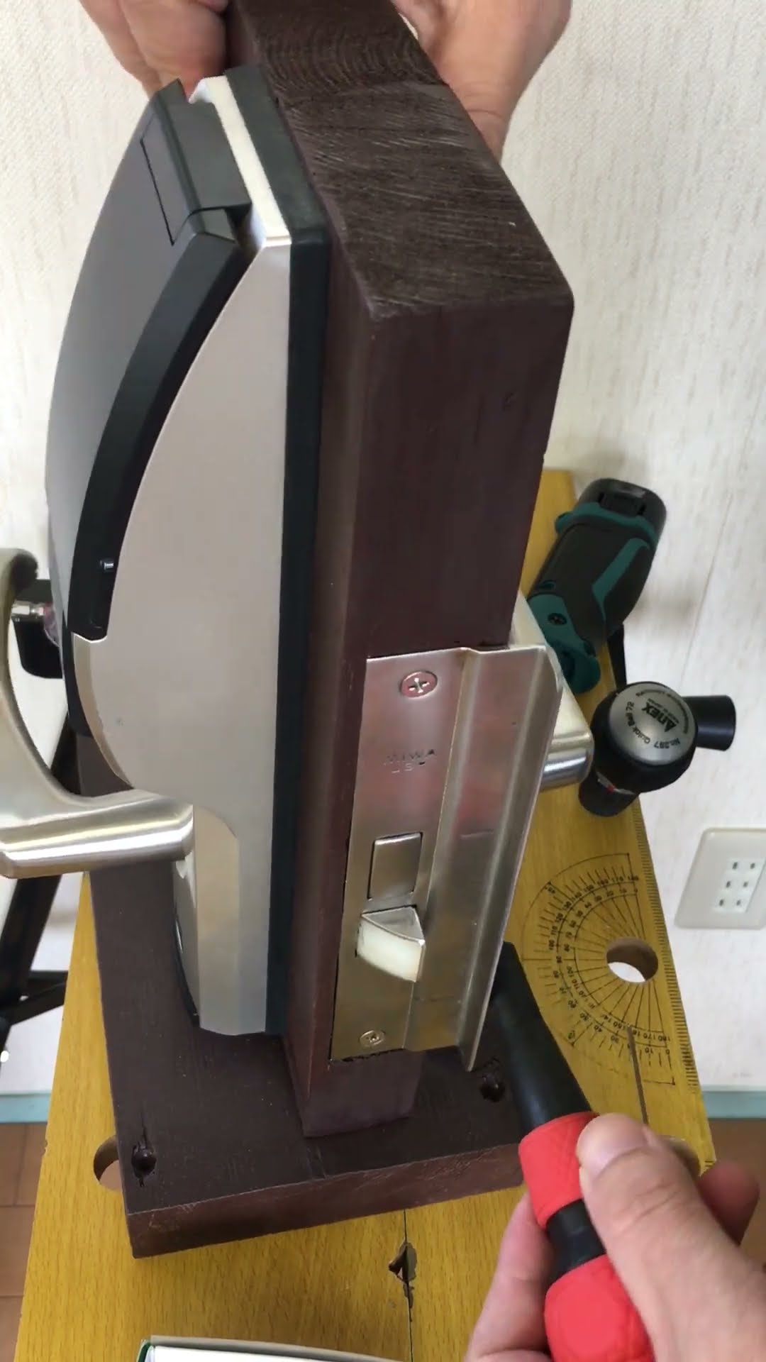 ALPHAの電子錠edロックの外し方を実演！LSPタイプ。【鍵屋】【鍵の