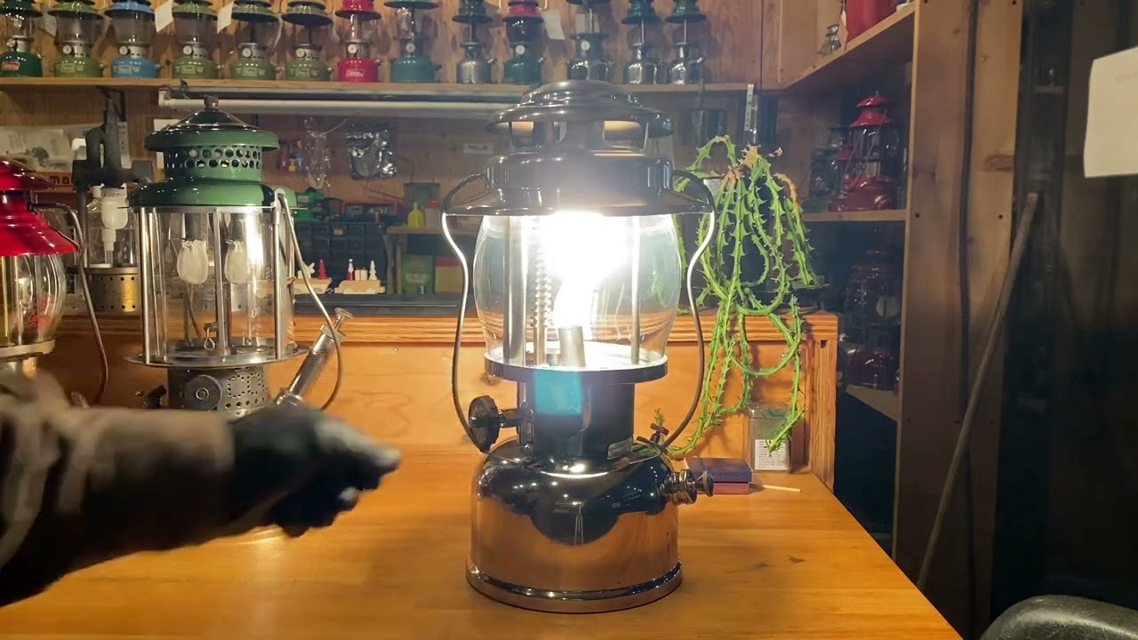 Jan.1952 Coleman 238B vintage lantern Ignition video 点火動画