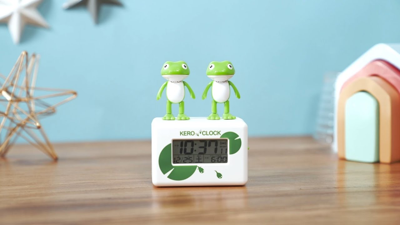8RDA46RH03 ケロクロック2 音声めざまし時計 RHYTHM - YouTube