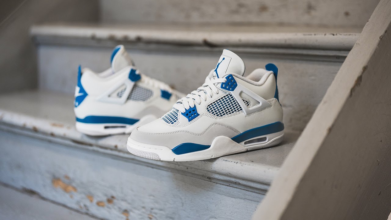 Air Jordan 4 Retro 
