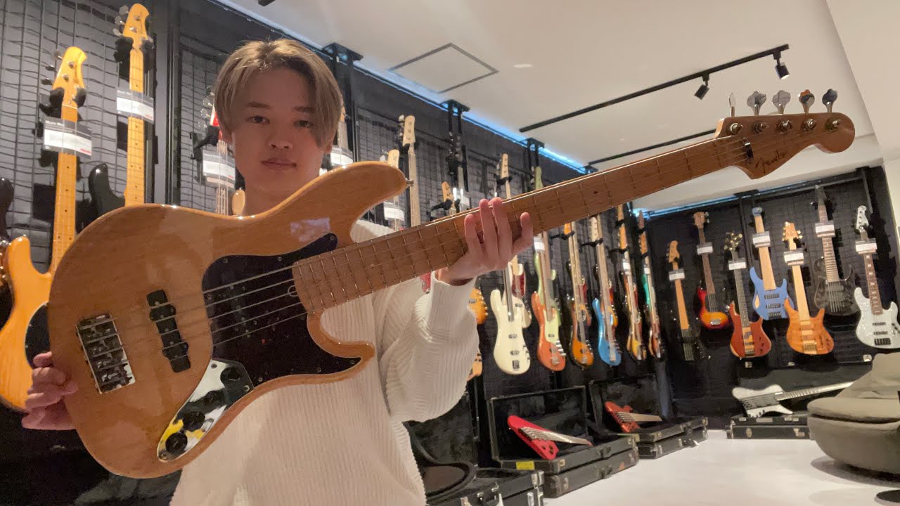 Did you know that Fender Japan made a Jazz Bass with five tuning