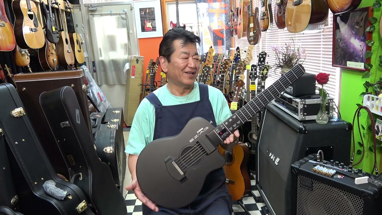Yamaha EZ-AG Light-Up Digital Guitar! 20 Voices and More - YouTube