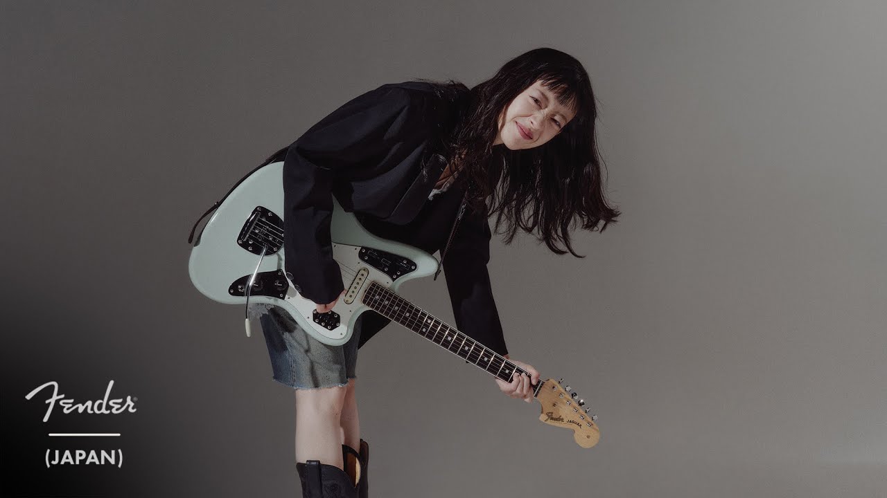 Moeka Shiotsuka Jaguar moni : Fender - YouTube