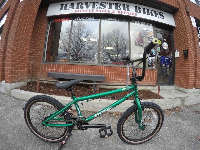 2016 Haro Downtown DLX 20