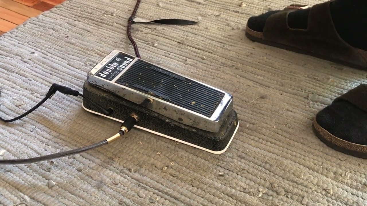 Jen Super Double Sound Fuzz-Wah - YouTube