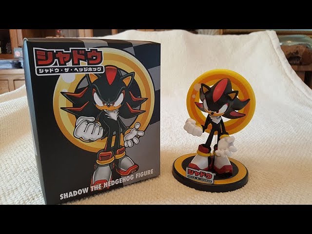 Shadow the Hedgehog Loot Crate Exclusive Figure Unboxing & Review
