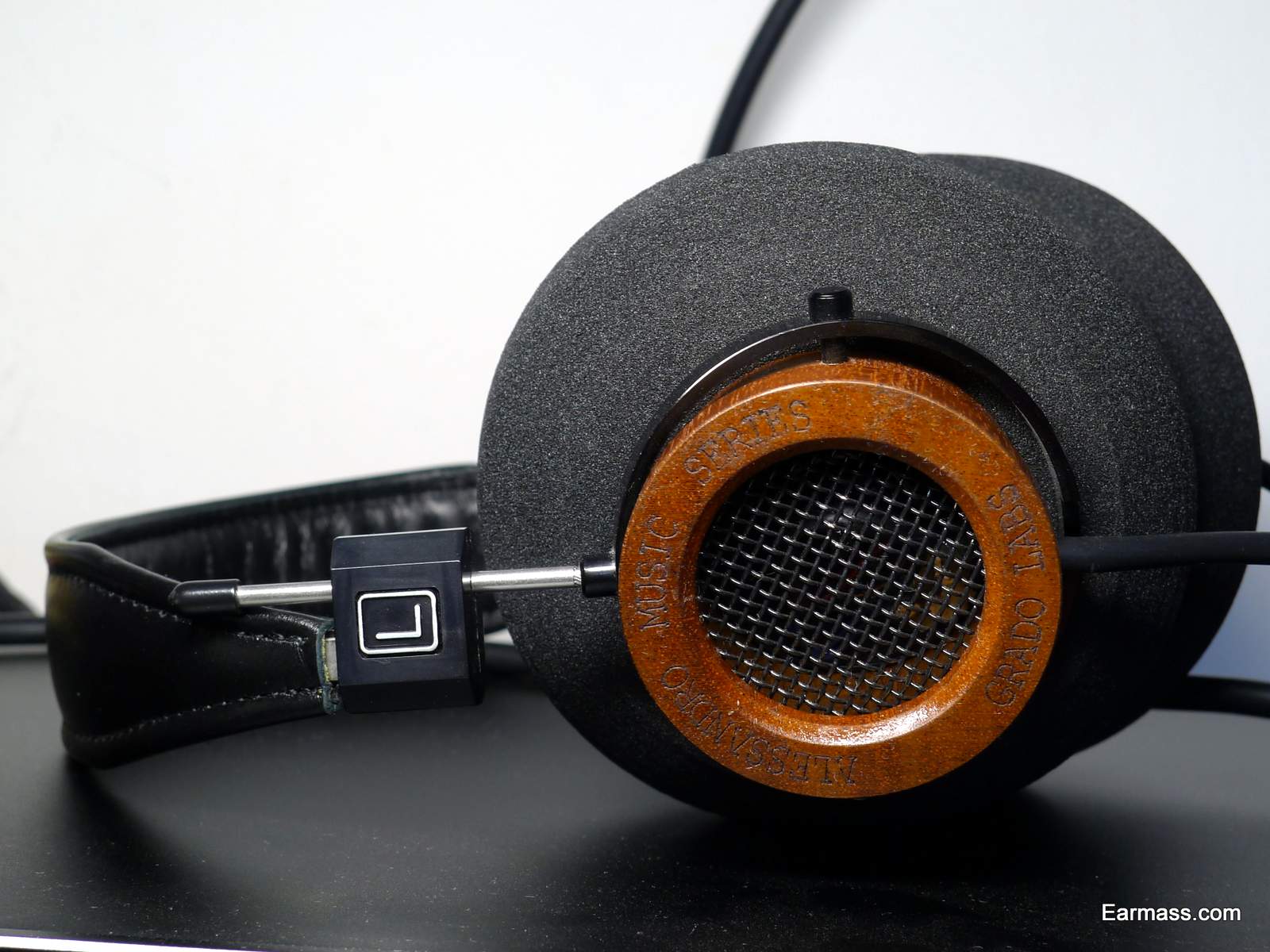 Alessandro Music Series Pro : Classical in mind | Earmass