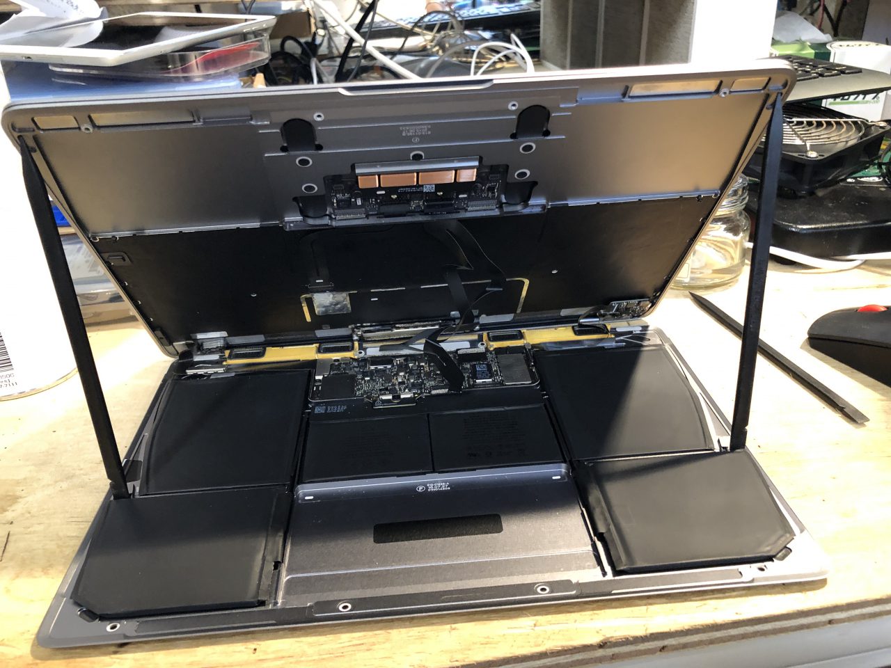 MacBook Retina 12-inch Early 2015 A1534 充電不良 部品交換