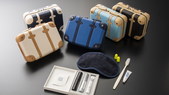 さすがファーストクラス……エミレーツ航空でもらえるブルガリのバッグ