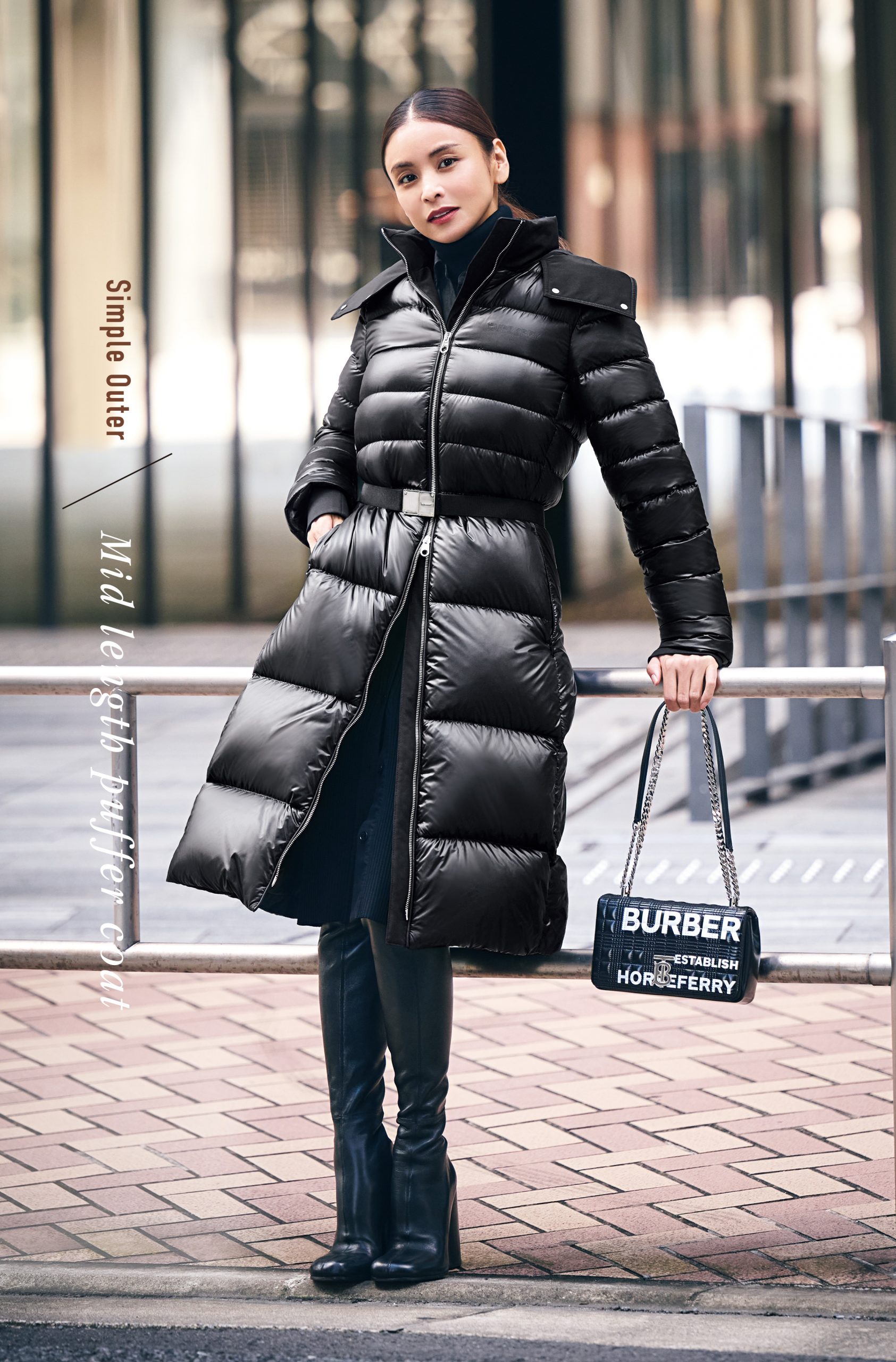 都会のダウンアウターは〝品格〟と〝モード〟の二刀流で | VERY NaVY