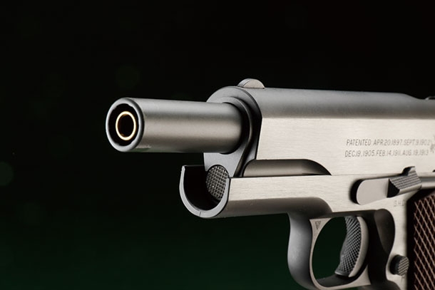 永遠の定番モデルをブラスト＆ソリッド仕上げで再現「ウエスタン