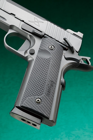 5インチモデルに続いて今回はコンパクトサイズ「ウエスタンアームズ