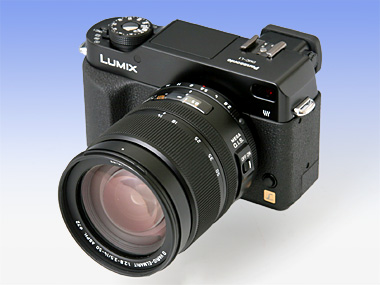 ライカレンズを搭載したアナログ風デジ一眼――「LUMIX DMC-L1