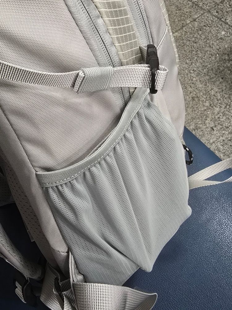 MUSINSA | NOIAGO NOI1388 Nylon Daily Backpack (Light Gray)