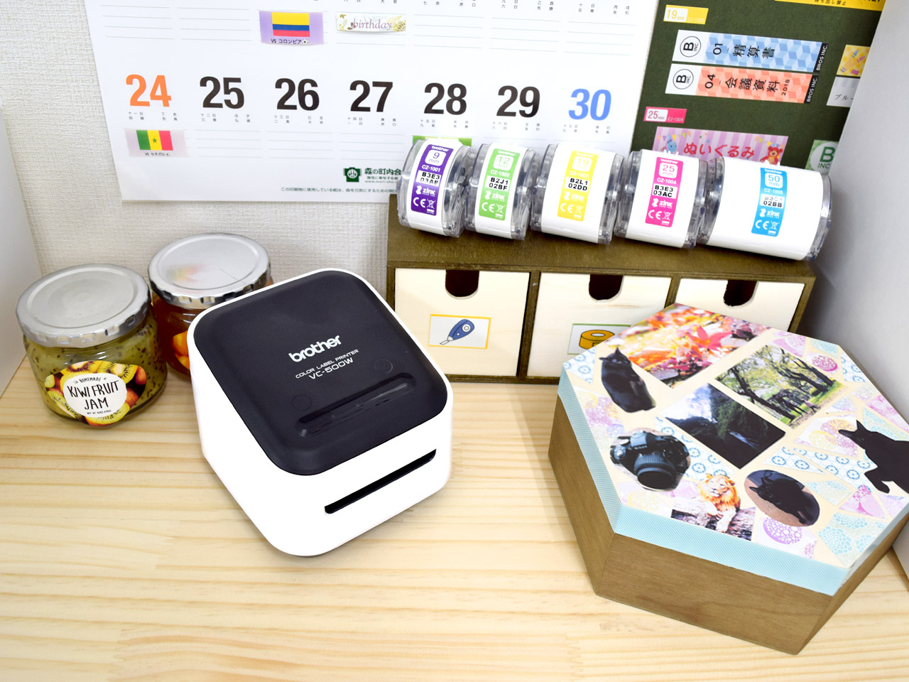 カラーラベルが作れるピータッチカラー VC-500Wで、写真も鮮やかに
