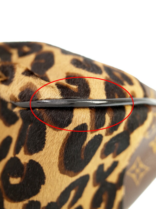 LOUIS VUITTON】ルイヴィトン『モノグラム レオパード ポリー』M95282