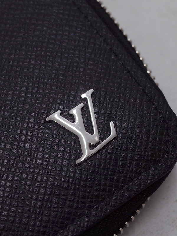 LOUIS VUITTON】ルイヴィトン『タイガ ジッピーウォレット ヴェル