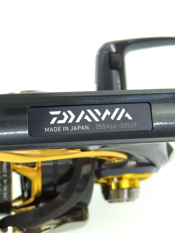 DAIWA】ダイワ『15トーナメントISO 2500SH-LBD ハンドル左右切替可