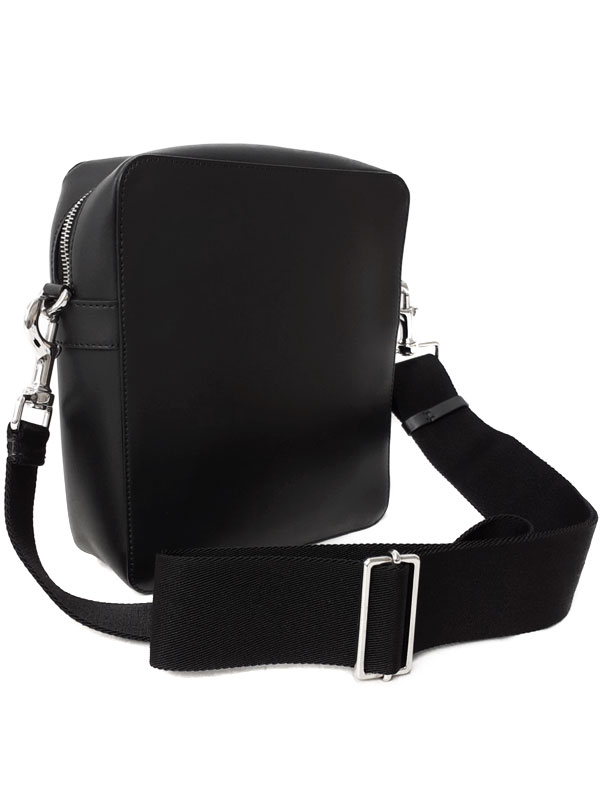 VALENTINO GARAVANI】ヴァレンティノガラヴァーニ『Vロゴ