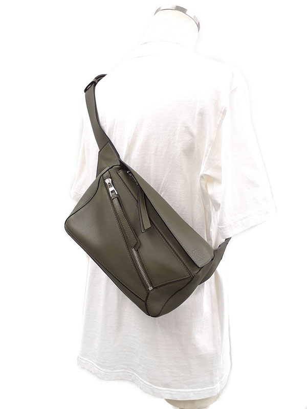 LOEWE】ロエベ『パズル バムバッグ スモール』メンズ ボディバッグ 1