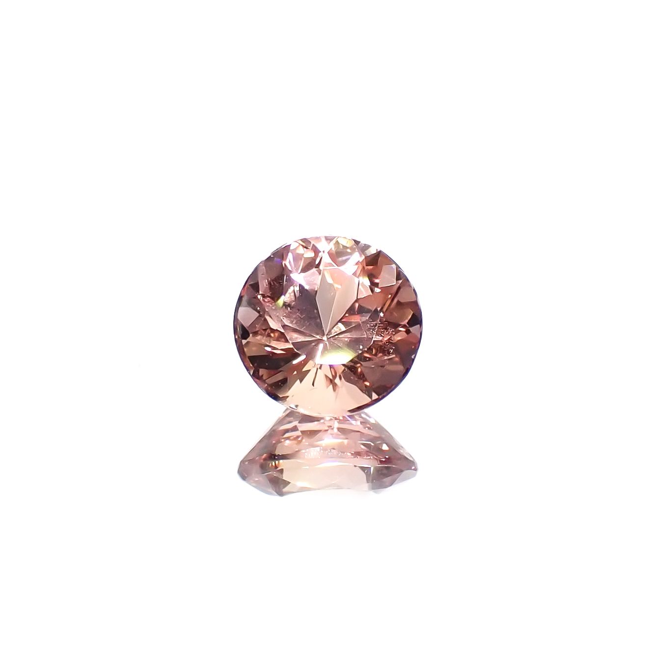 インペリアルトパーズ(宝石名トパーズ)ブラジル産 識別済 1.07ct / 6.3