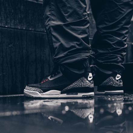 国内2月17日発売予定】 ナイキ エアジョーダン3 レトロ OG ブラック