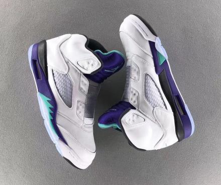 国内9月25日発売予定】 ナイキ エアジョーダン5 レトロ NRG