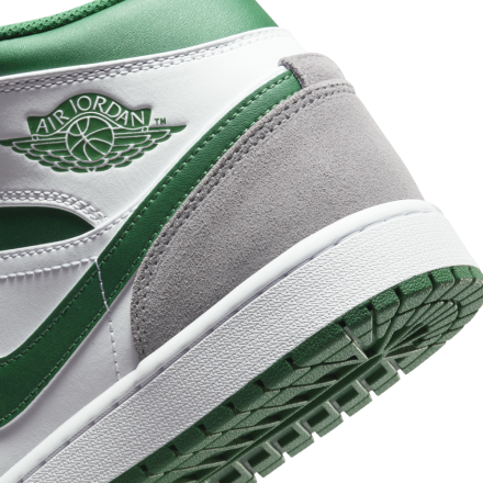 国内11月1日発売予定】ナイキ エアジョーダン 1 ミッド SE ホワイト