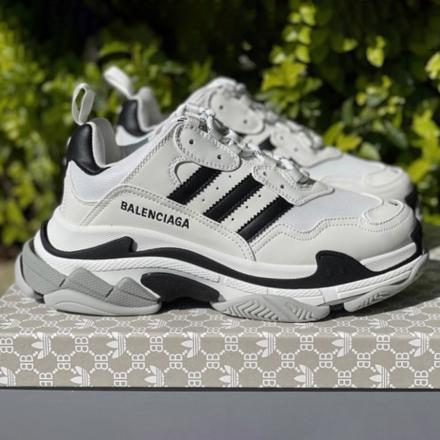 国内11月3日発売予定】バレンシアガ × アディダス オリジナルス