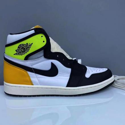国内1月16日発売予定】ナイキ エアジョーダン 1 レトロ ハイ OG