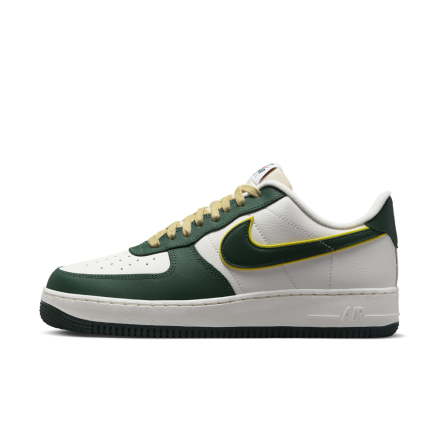 国内販売中/1月2日発売予定】 ナイキ エアフォース1 '07 LV8 セイル