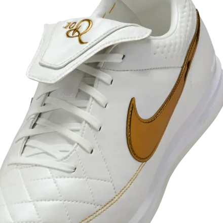 国内12月10日発売予定】ロナウジーニョ × ナイキ ティエンポ