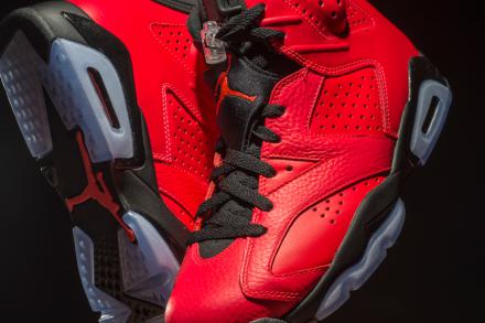 国内2月15日発売予定】 ナイキ エア ジョーダン 6 レトロ インフラ