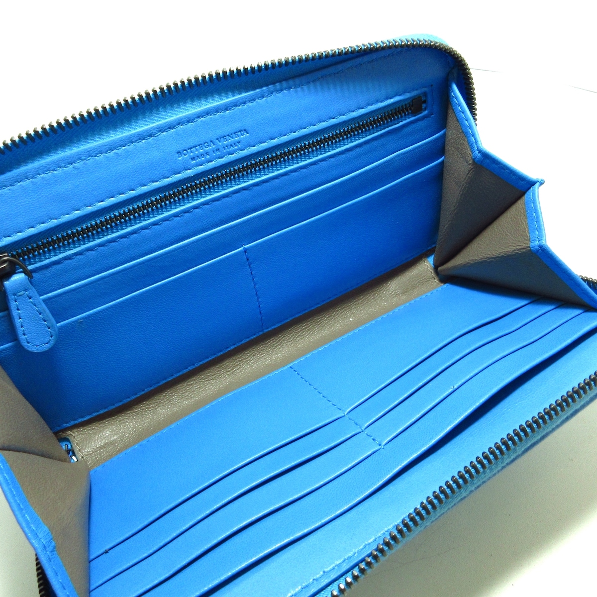 ボッテガヴェネタ/長財布/イントレチャート/ライトブルー/型番