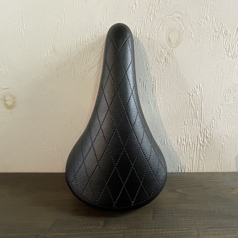 KASHIMAX Diamond Stitch （ダイヤモンドステッチ）サドル | IKKEI