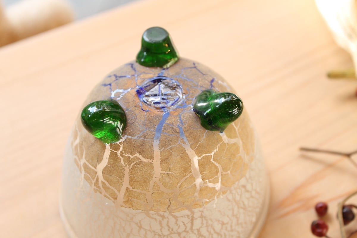 沖縄 琉球ガラス 宙吹きガラス工房虹 稲嶺盛吉氏 足つき小鉢