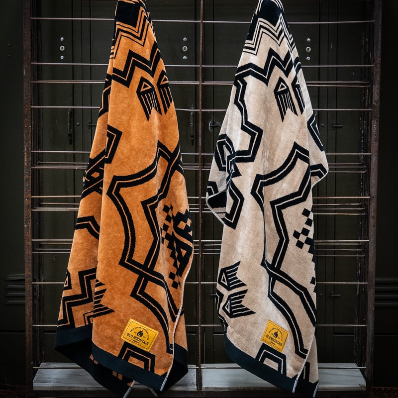 OLD MOUNTAIN kakamono 夏キャメル kakemono.夏 0/0 limited | old