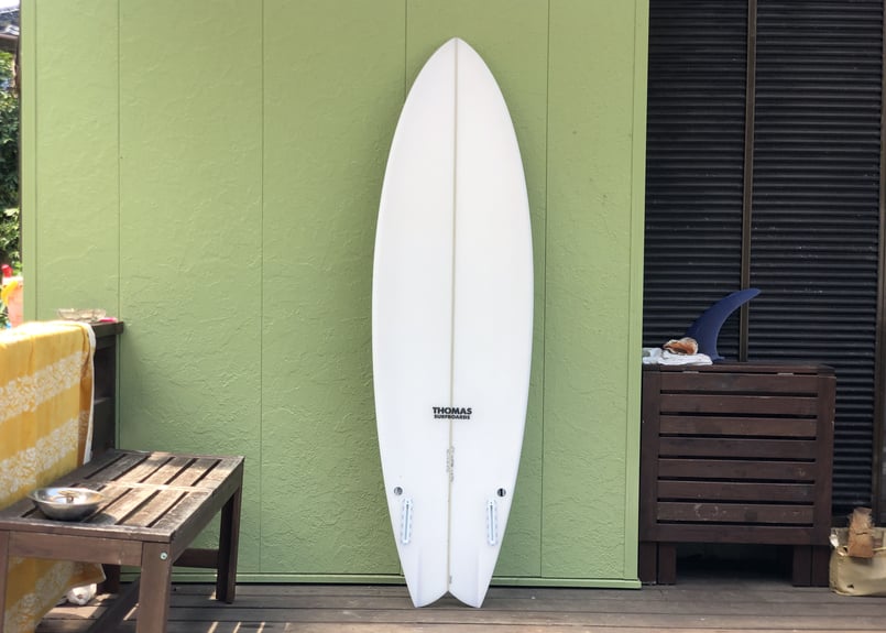 5'11 ツインザー by トーマスサーフボード | YR オンラインストア
