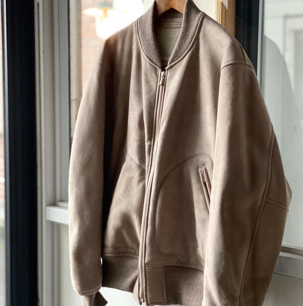 COMOLI シープスキン フライトジャケット | Less Higashikawa