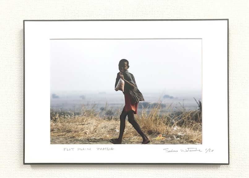 写真パネル＜ザンビアの少年＞直筆サイン付き 限定50枚 | Sadao