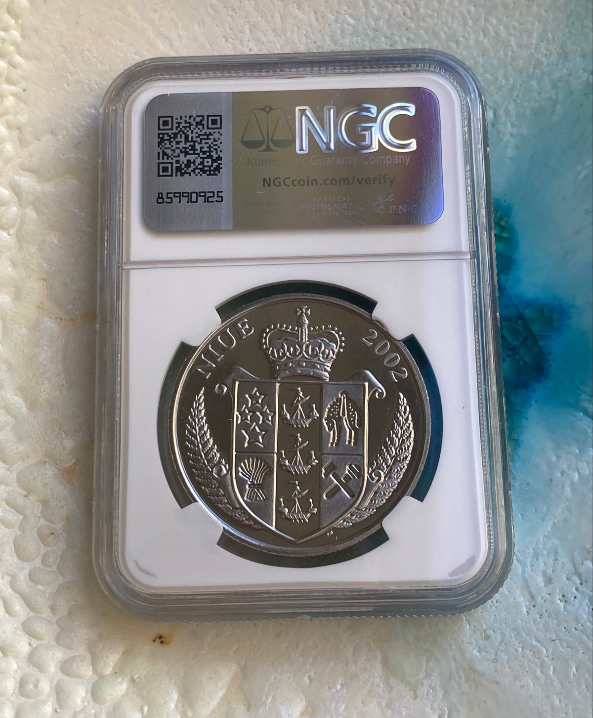 NGC鑑定MS68 ニウエ 2002年 ポケモン ピカチュウ カラー版 1ドル