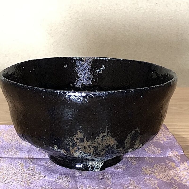 梅山窯 香野壮明 作 大樋焼 黒茶碗 無傷 共箱 保証。 | STORESショップ