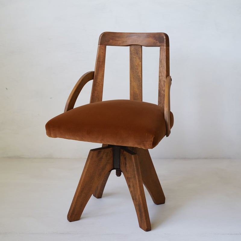 古い木製脚の回転椅子 ドクターチェア / 日本 大正-昭和初期 | tsuchika