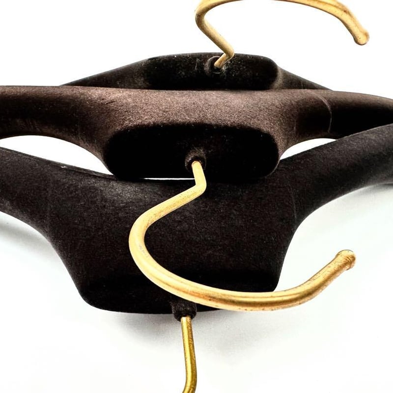 ルイヴィトンハンガー LV ベロアハンガー 3本セット ブラック 黒