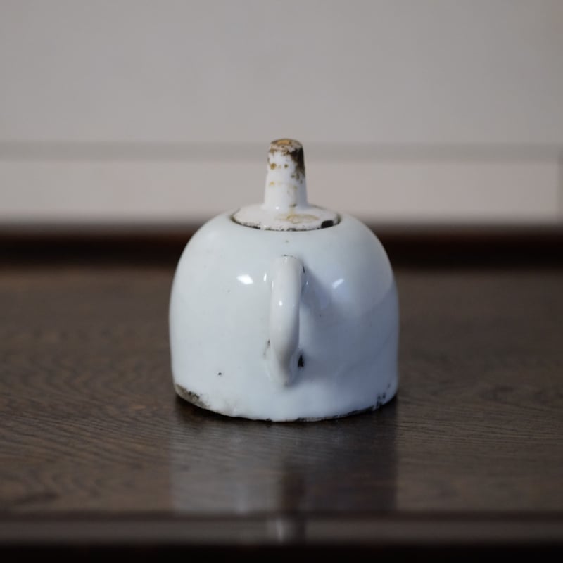 李朝白磁の灯火器 | gallery & boutique 雪月花